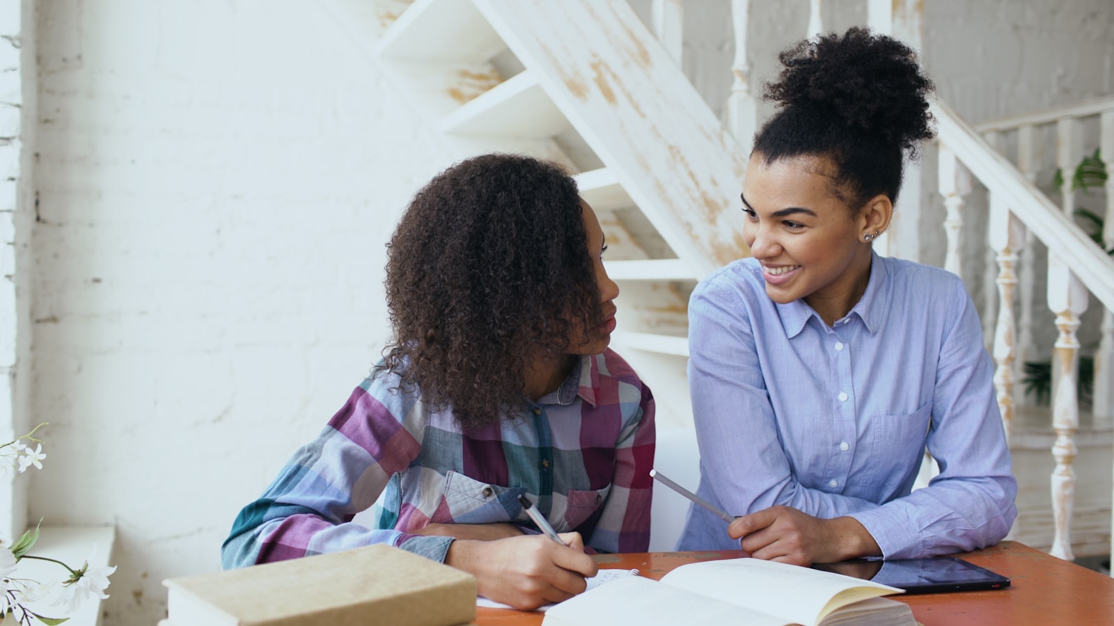 A client visiting a home-based business