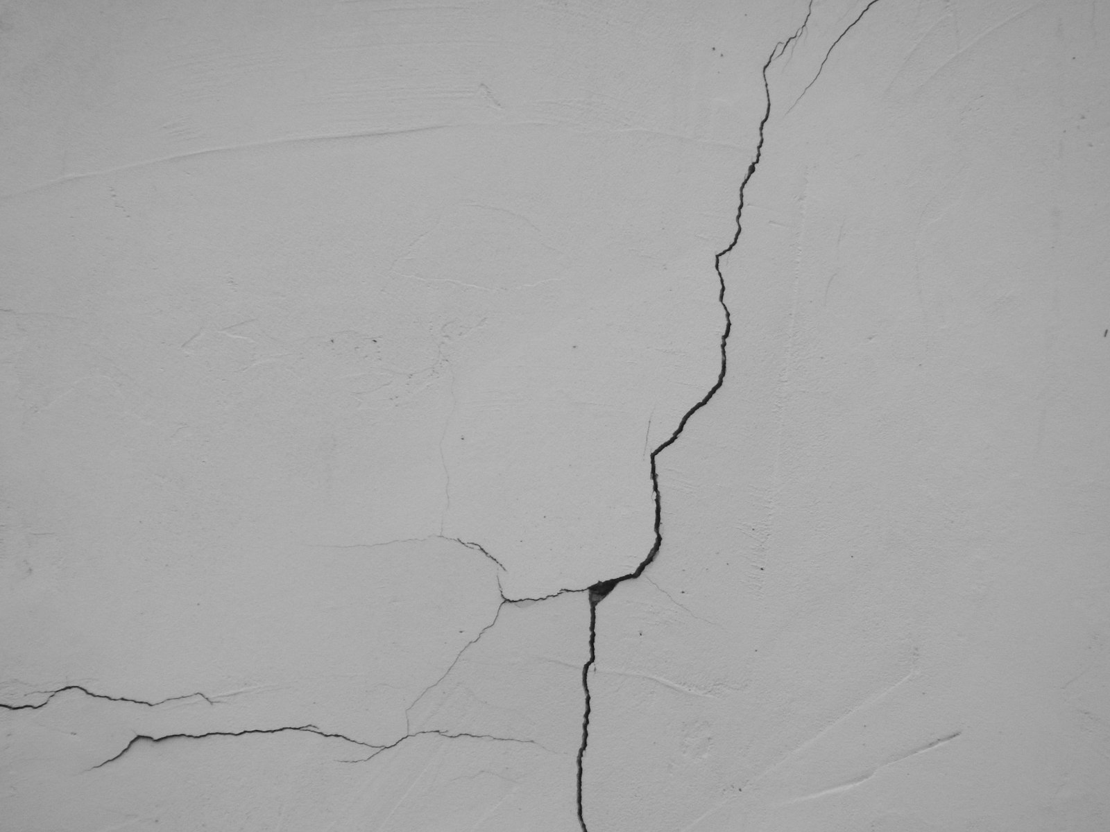 Foundation cracking from ground subsidence in Pennsylvania