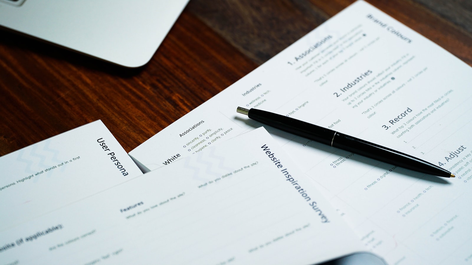 Signing a vehicle lease agreement in Pennsylvania