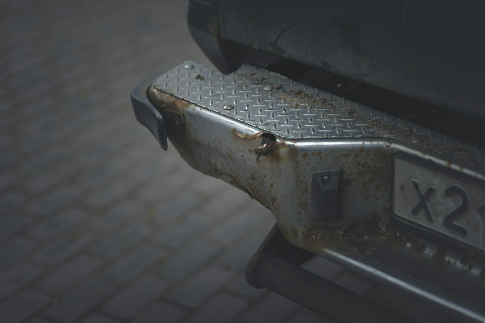 Transferring a personalized plate to a new vehicle