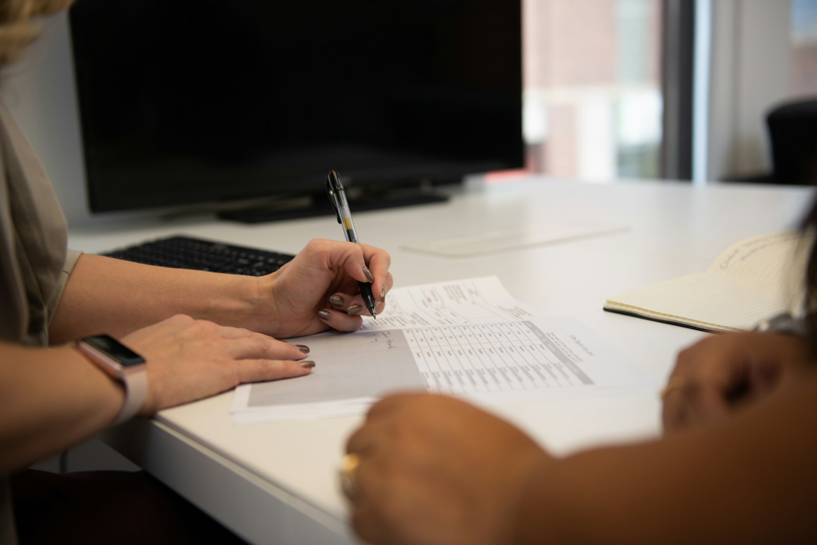 A testator signing a Pennsylvania will