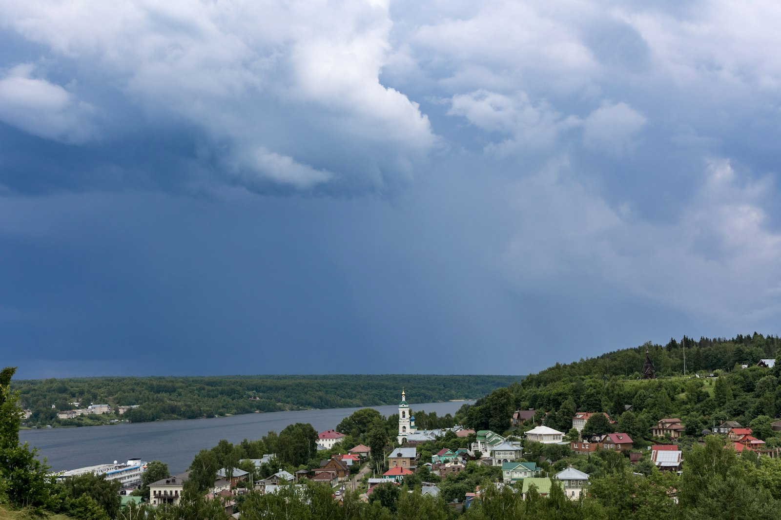 The 30-day NFIP waiting period before flood coverage begins